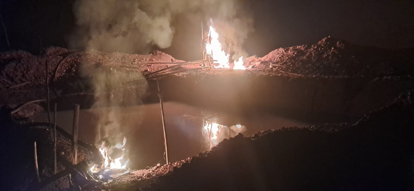 Operativo contra la minería ilegal en Cáceres, Antioquia- foto Brigada 11