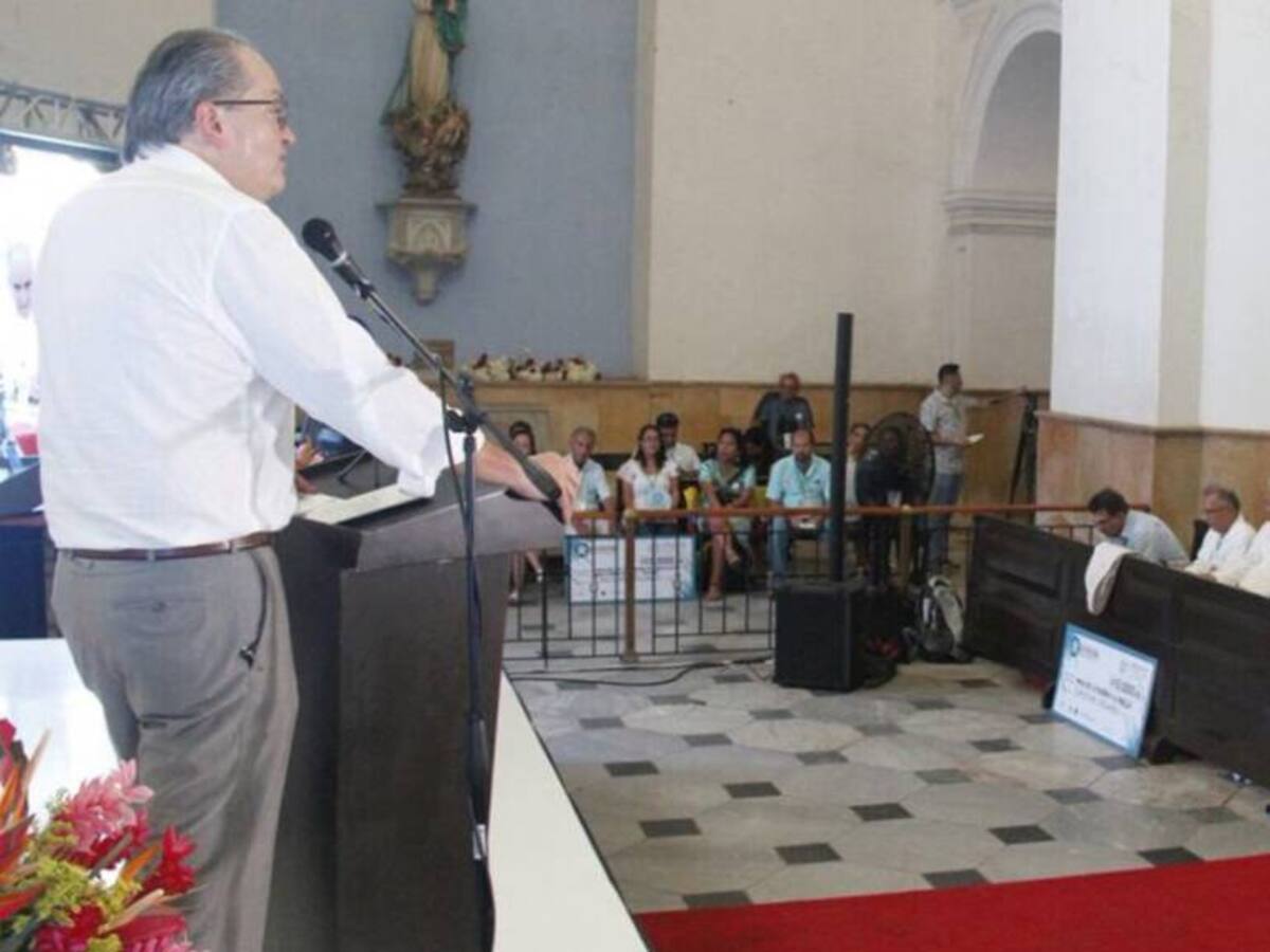 Procurador revelará nombres de implicados en irregularidades del PAE