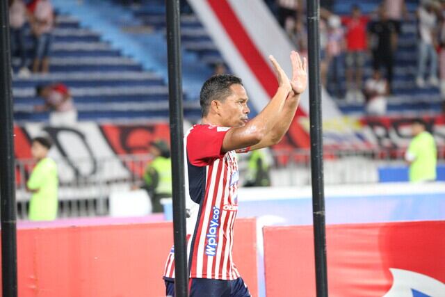 Carlos Bacca festeja su gol ante el Tolima / Colprensa.