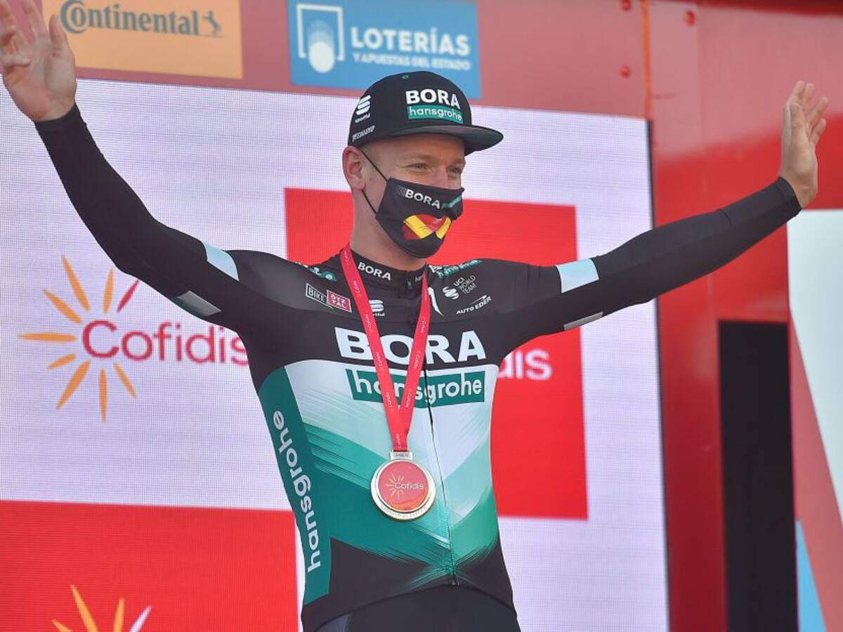 Ackermann gana la novena etapa tras la descalificación de Sam Bennett