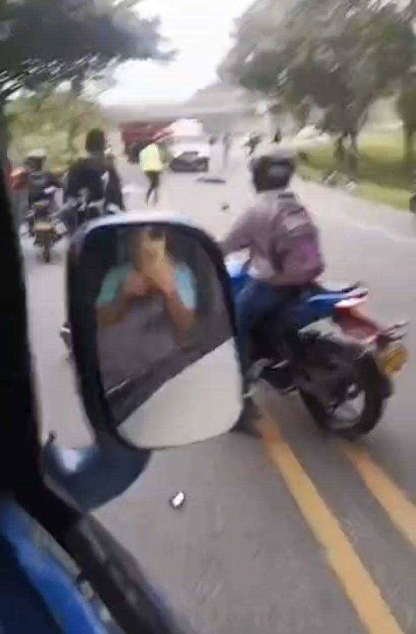 Valle: tres muertos, entre ellos una menor de edad, deja accidente de tránsito en la vía Amaime - Redes Sociales