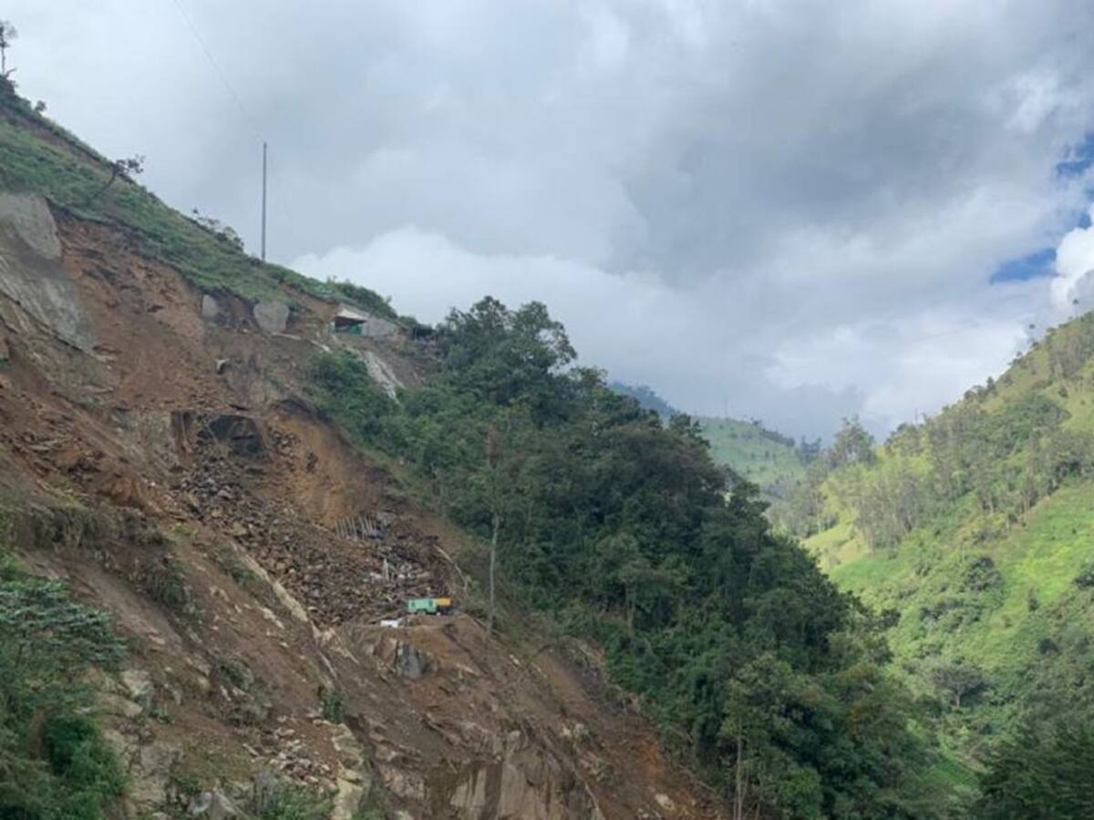 Nuevos cierres en la vía a la Línea entre Tolima y Quindío