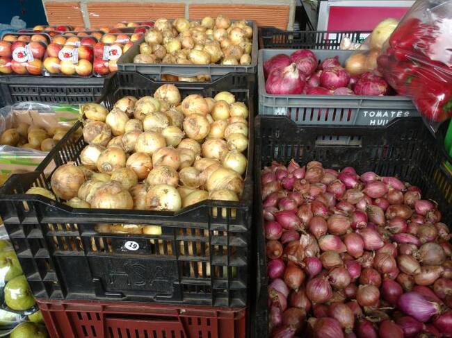 Mientras la papa cayó en el precio, la cebolla subió.