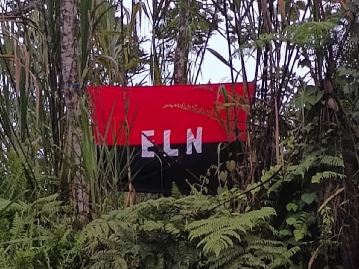Cierre total de la vía a Buenaventura por acciones terroristas del ELN