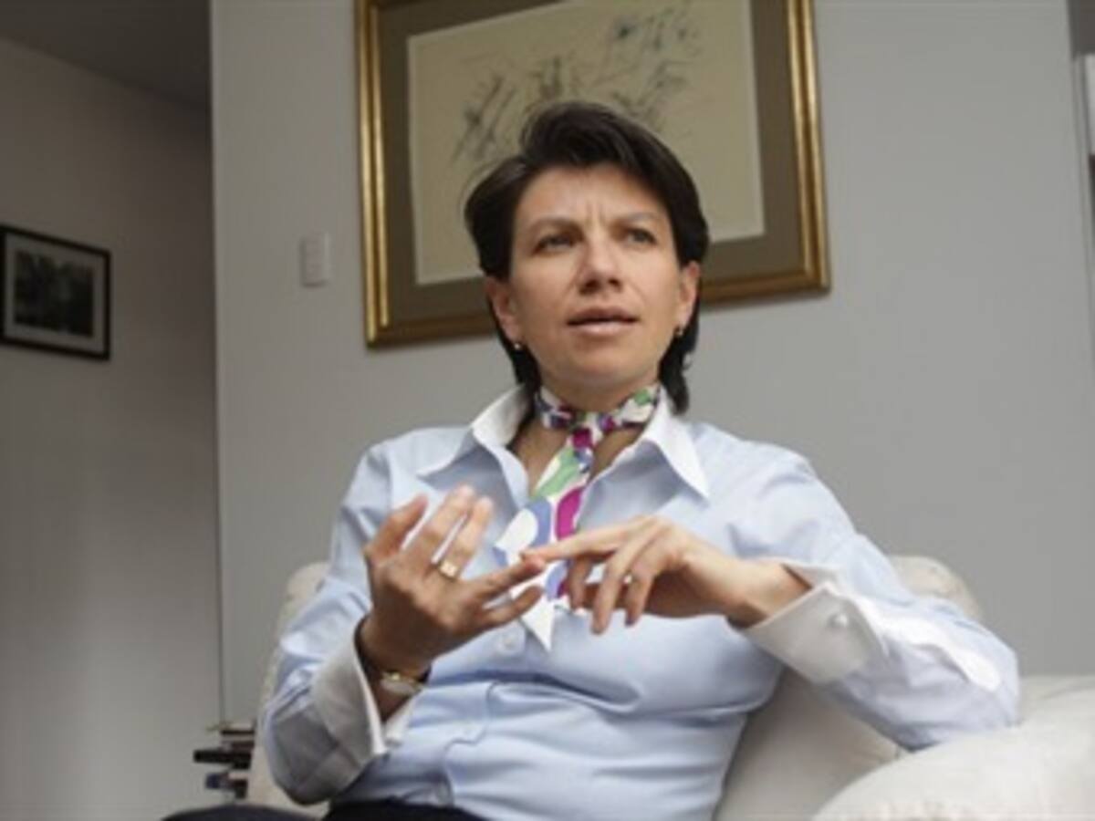 Claudia López denunciará a Santos ante organismos internacionales