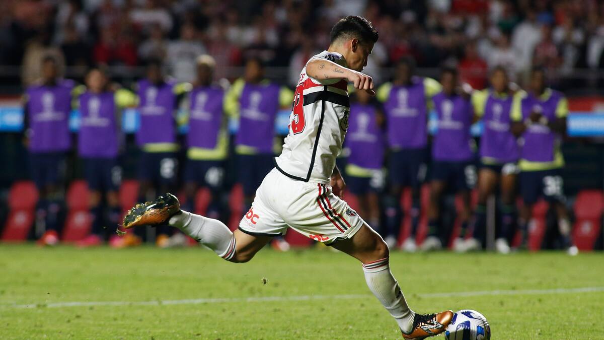 Video | James Rodríguez volvió a fallar un penalti con el Sao Paulo