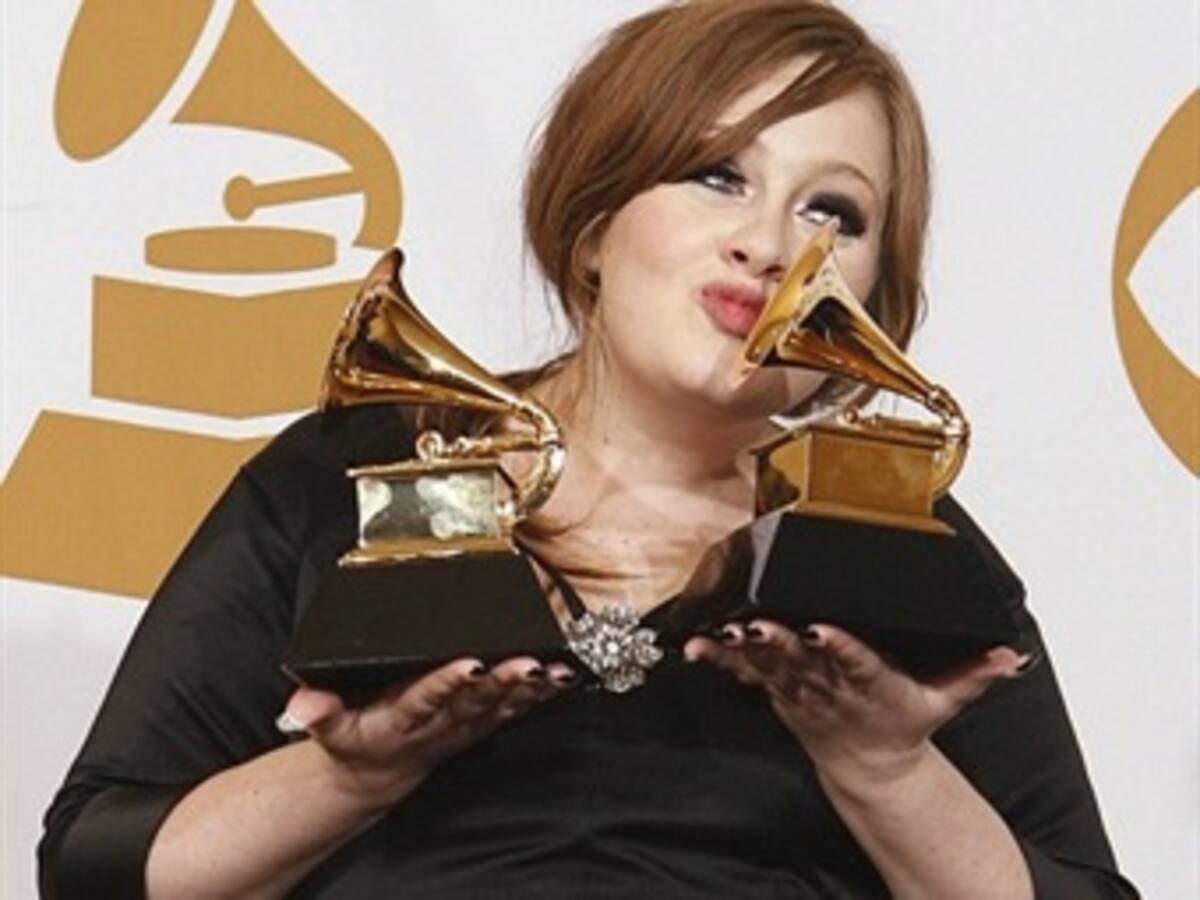 Adele volverá a los escenarios en los Grammy tras su operación de garganta