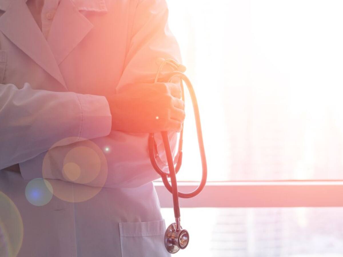 Arrestaron a hombre que fingió ser ginecólogo y que atendió 400 mujeres