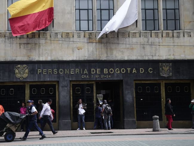 Personería de Bogotá pide suspender tala de palmas en la calle 147