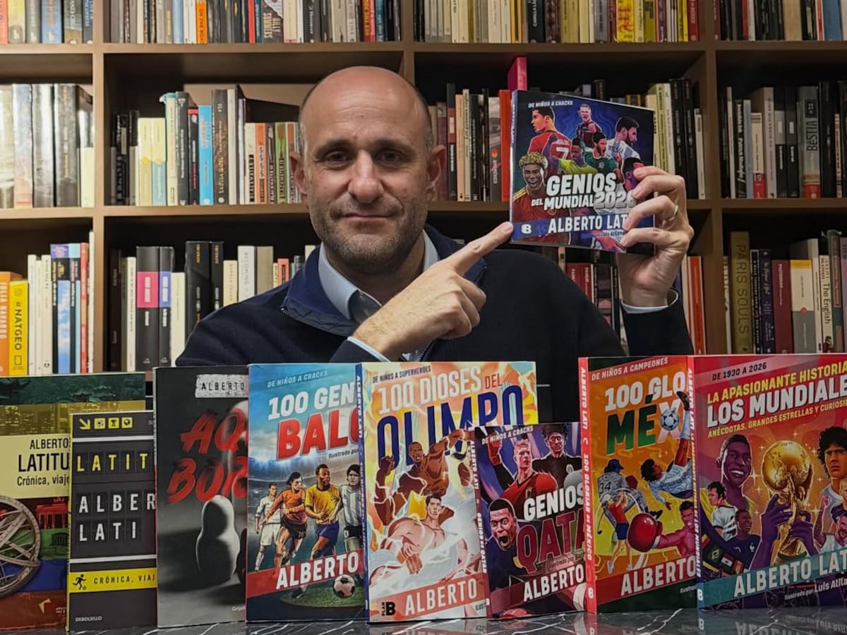 Alberto Lati convierte la historia de los mundiales en un viaje por la cultura y la memoria