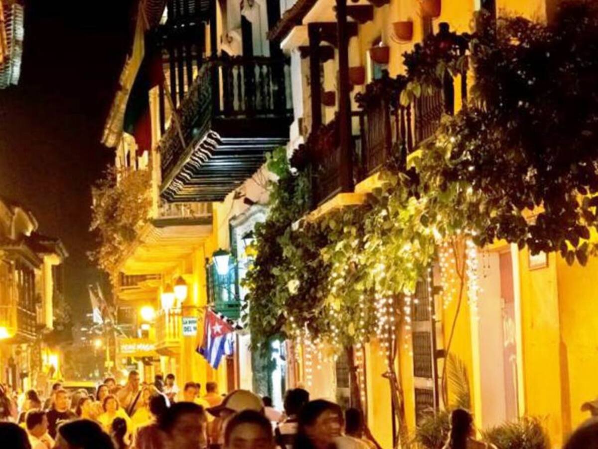“No dormimos por las discotecas”: residentes del Centro de Cartagena