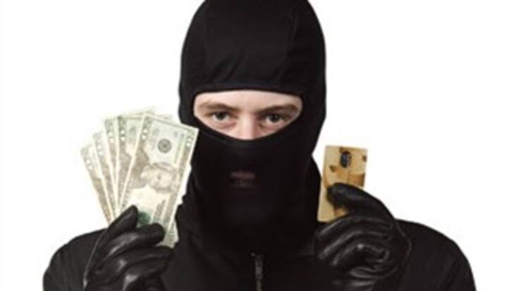 Alarmante crecimiento del mercado negro de información en la red