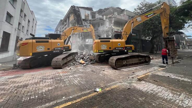 Un mes después del terremoto, Pereira intenta levantarse: la reconstrucción podría tardar cinco años
