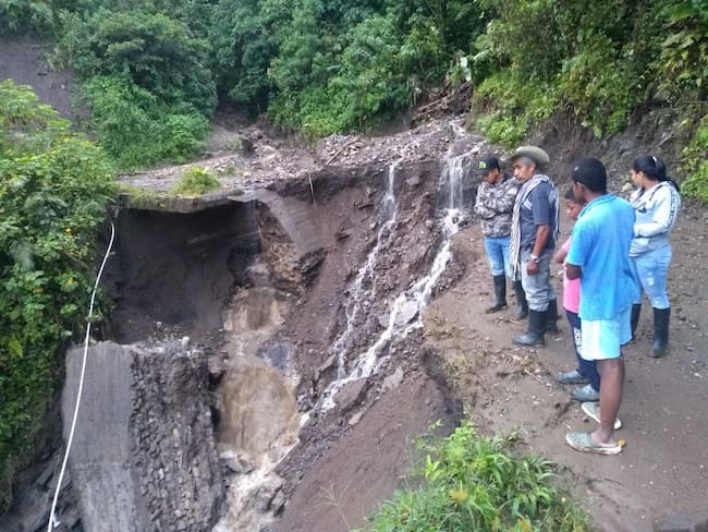 Las fuertes lluvias afectaron las vías rurales en Dabeiba, Antioquia. Cortesía: Alcaldía de Dabeiba.