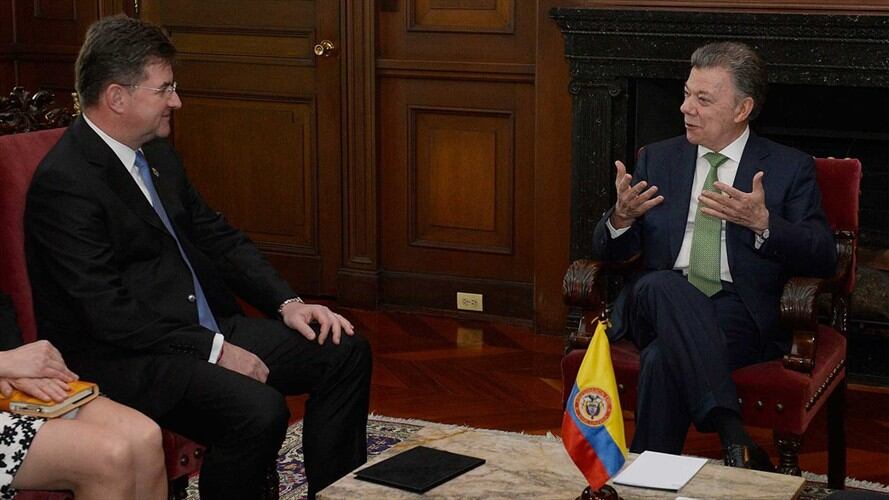 Miroslav Lajcák en reunión con Juan Manuel Santos. Foto: Presidencia