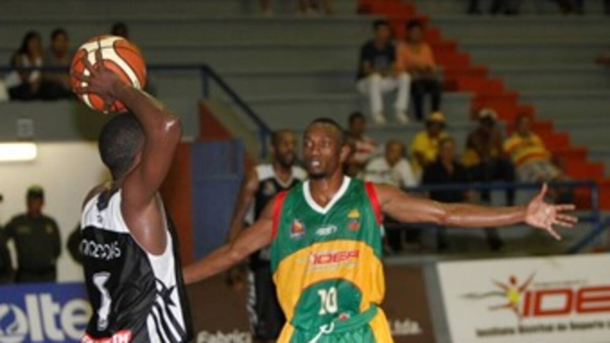 Caribbean Heat aun sueña con la clasificación al hexagonal de la liga de baloncesto