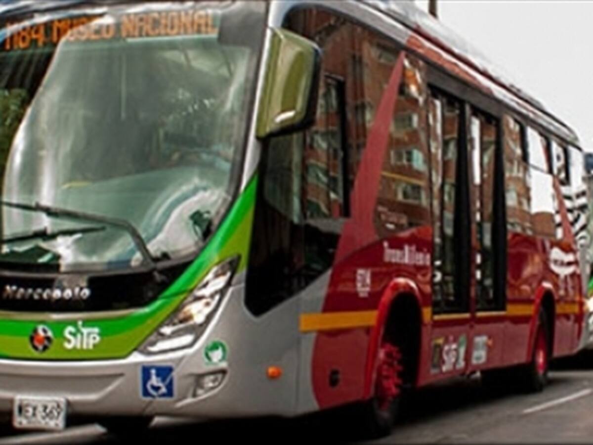 Transmilenio, a la espera de ingresar 30 buses híbridos y a gas