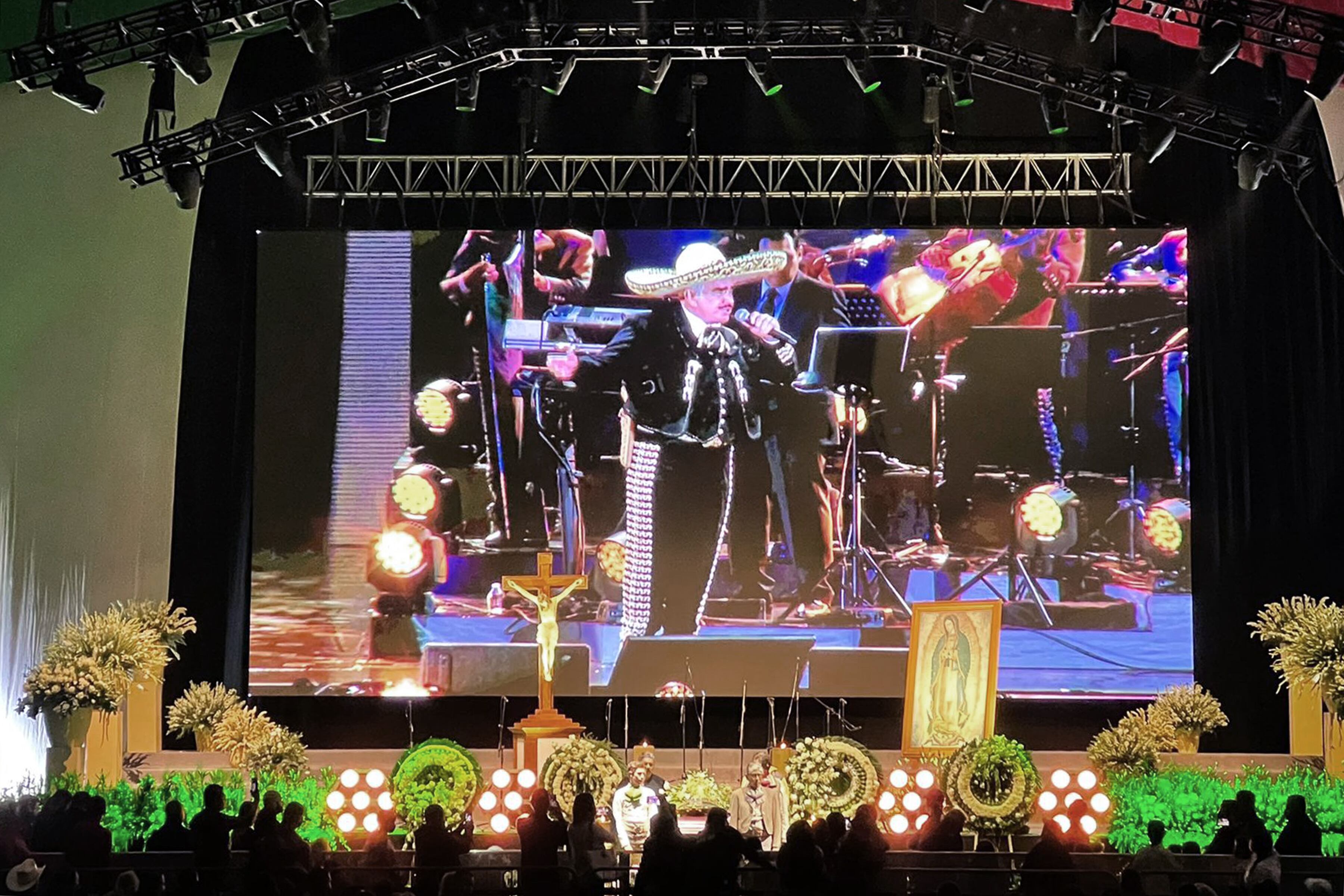 GUADALAJARA, MEXICO - DECEMBER 12: A view of the funeral service for Vicente Fernández at Arena FG on December 12, 2021 in Mexico City, Mexico. The Mexican singer died at age 81. (Photo by Medios y Media/Getty Images)