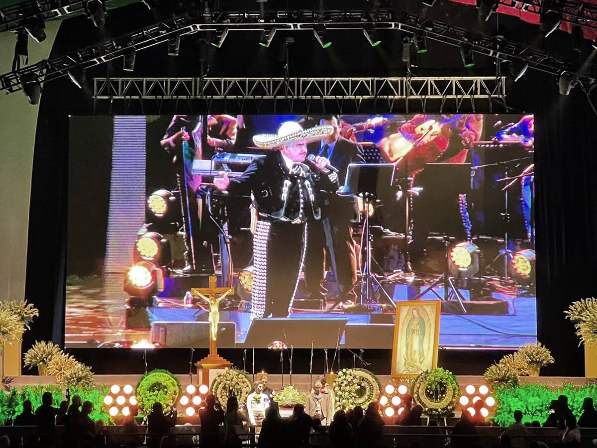 Serie de Televisa sobre Vicente Fernández se estrenó pese a los reclamos de la familia