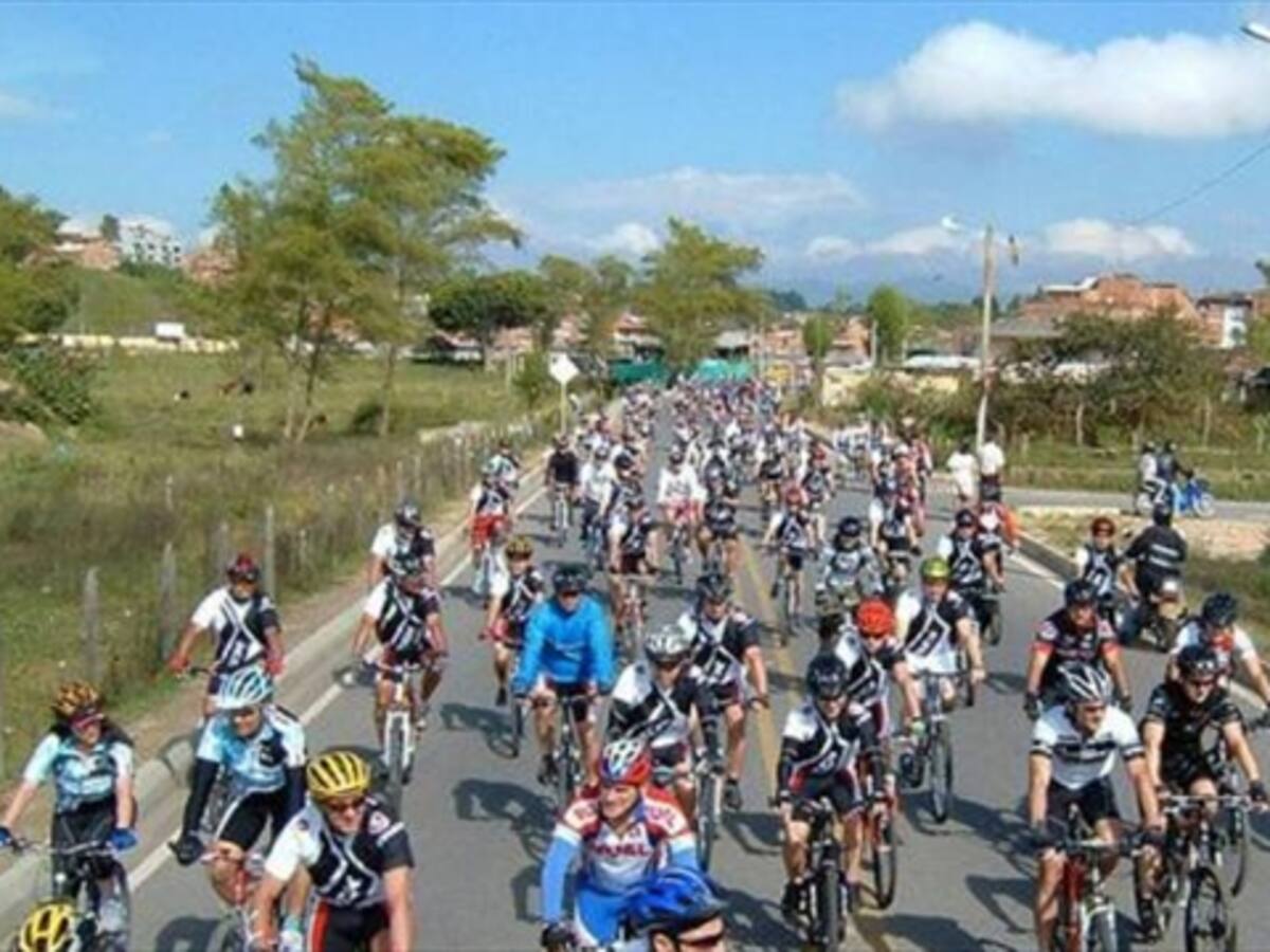Proponen beneficios para quienes se transportan en bicicleta en Bogotá