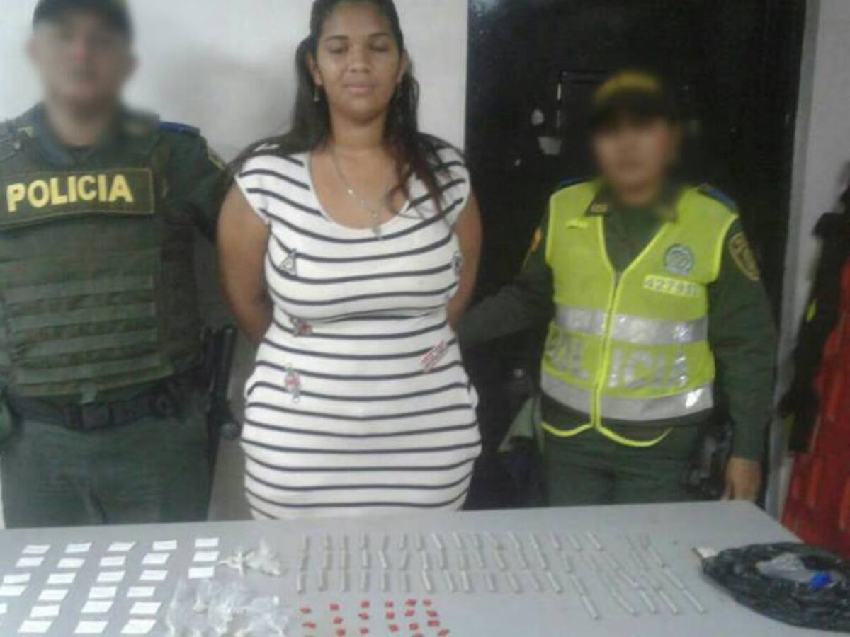 Sorprenden a joven llevando cocaína, bazuco, éxtasis y marihuana