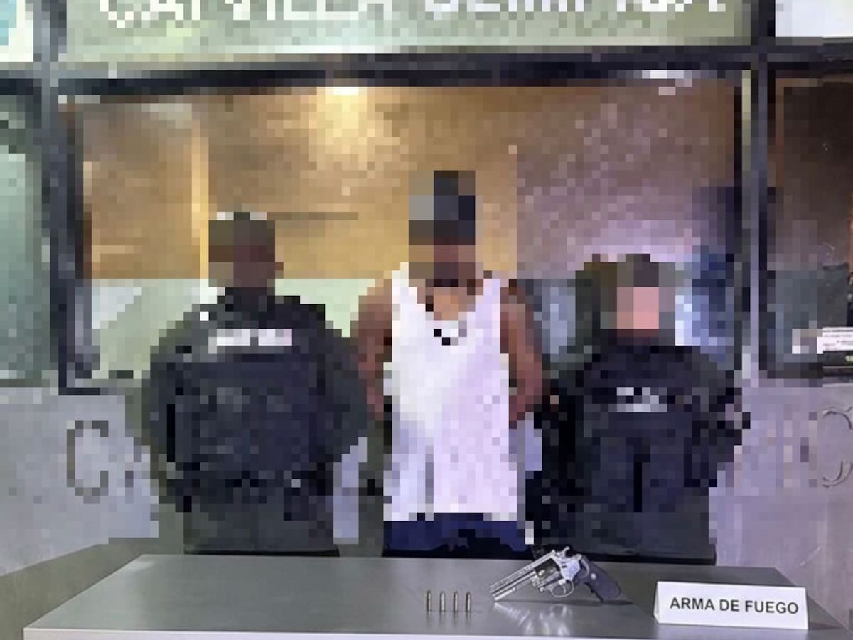 Policía capturó a hombre en el barrio Loma Fresca con revólver ilegal y municiones