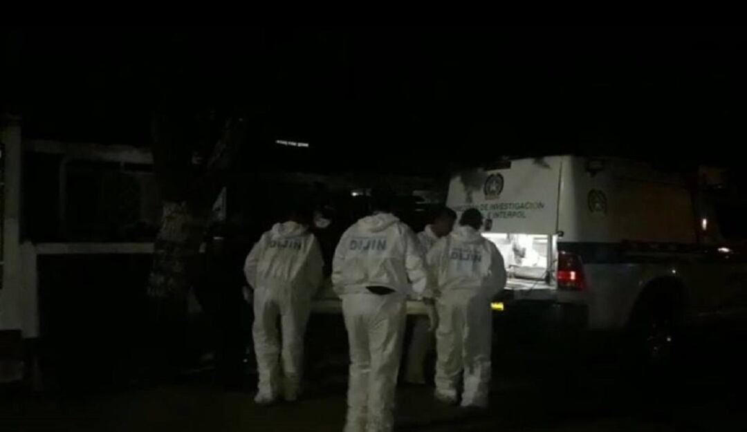 Operativo para levantar los cuerpos en el barrio Nuevo Escobal de Cúcuta