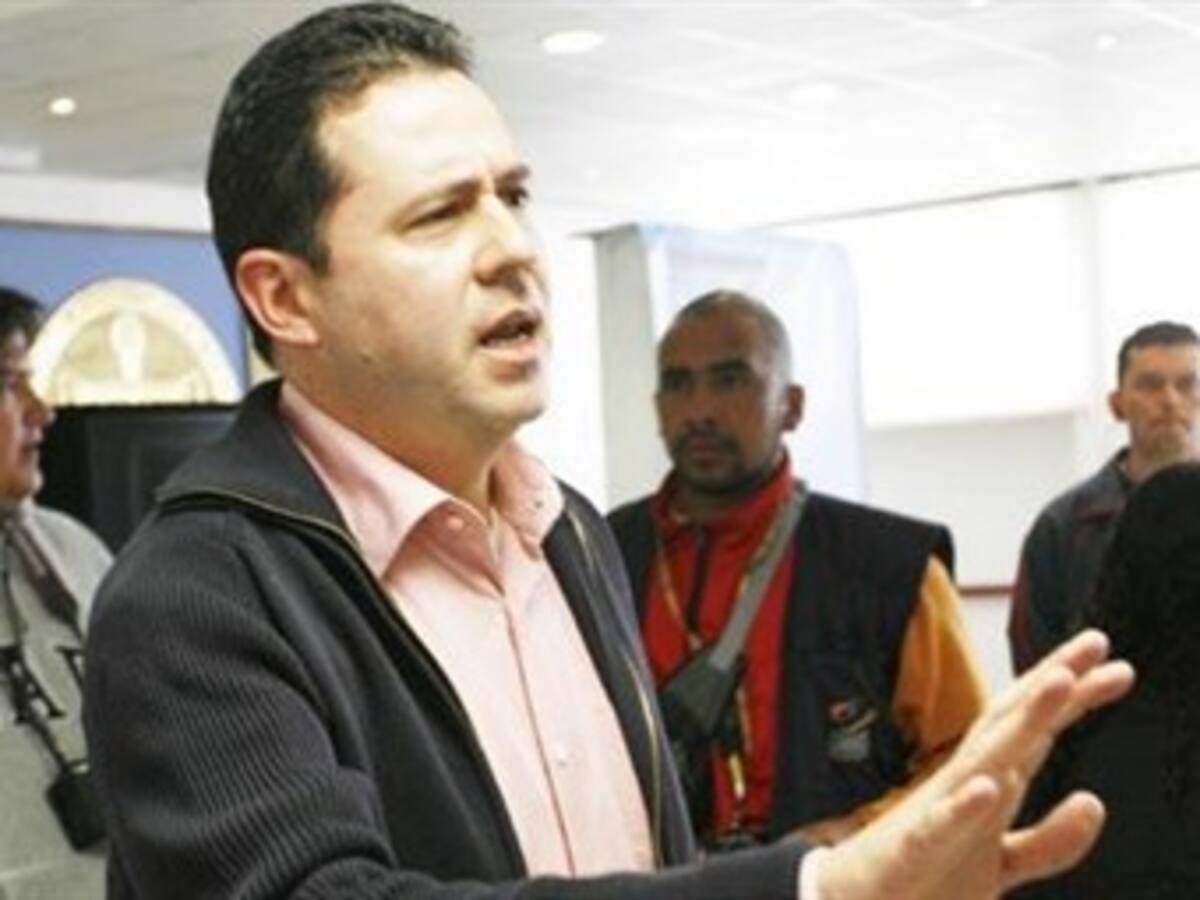 Carcelazo de tres días purga el director del DAS