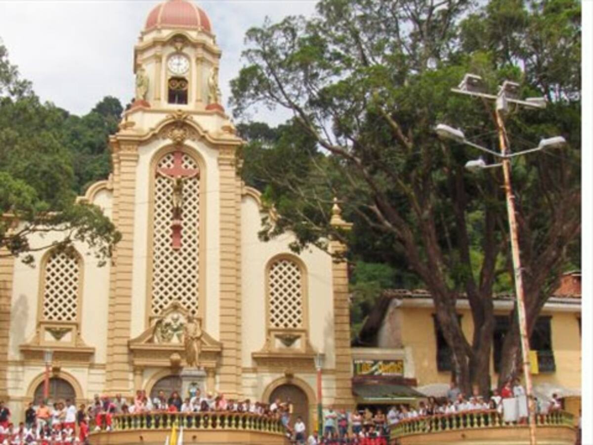 Indignación en Fredonia-Antioquia por asesinato de una joven estudiante