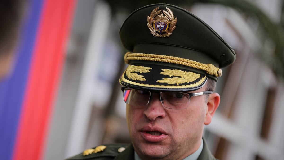 General Triana ofrece hasta $200 millones en recompensas por policías asesinados en el país