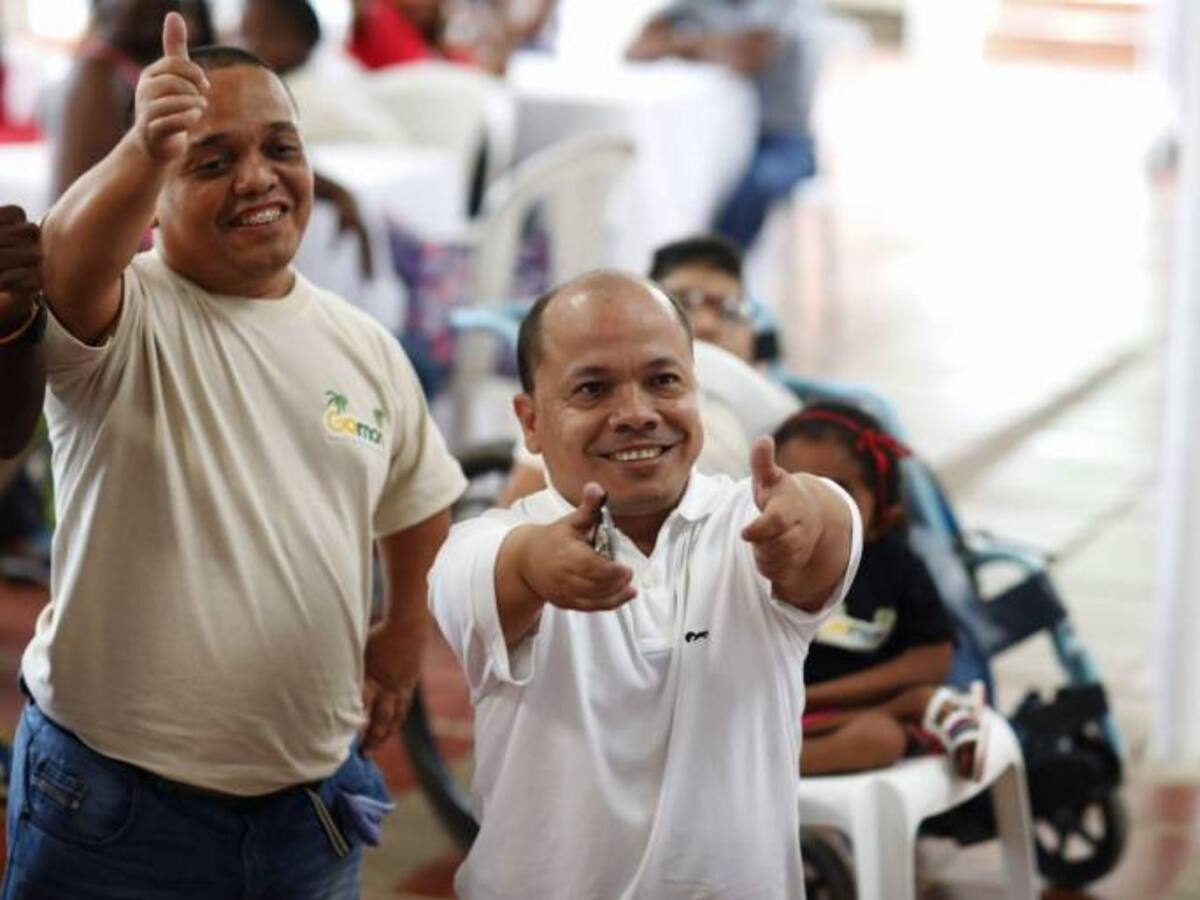 Gobernación de Bolívar realizó primer encuentro departamental de las personas de talla baja