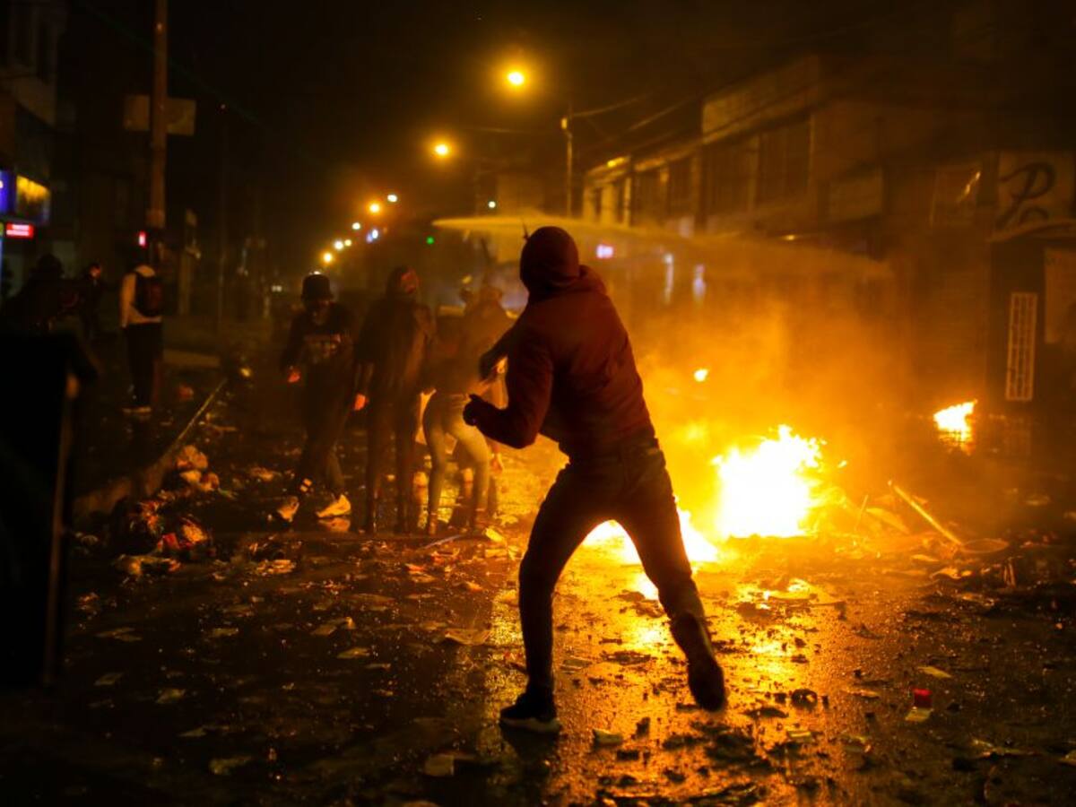 Caso Javier Ordóñez: Duros enfrentamientos en Bogotá por muerte de abogado