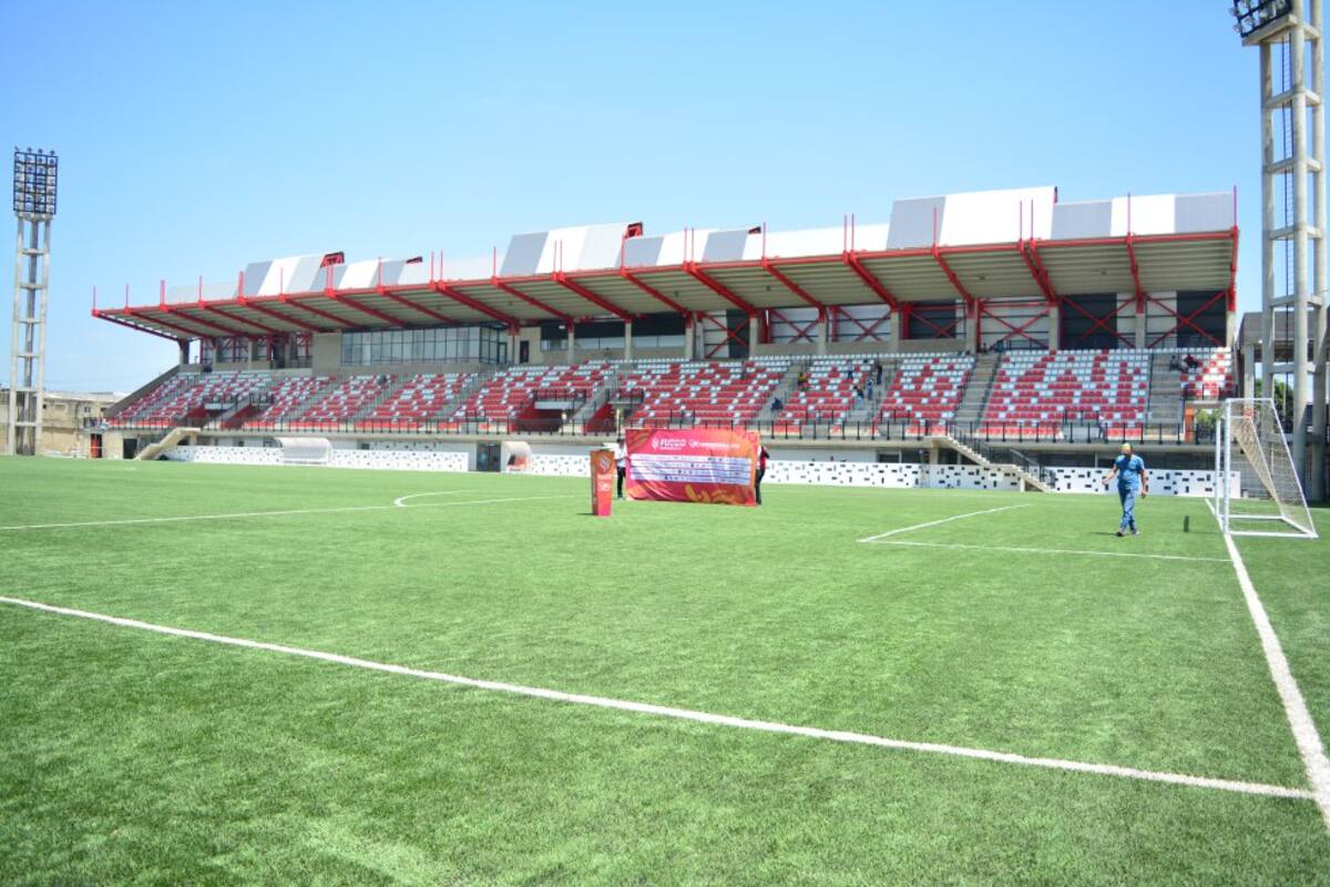 Estadio Moderno.