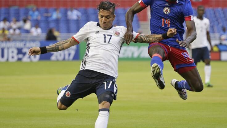 Dayro Moreno sería el reemplazo de James Rodríguez ante Paraguay
