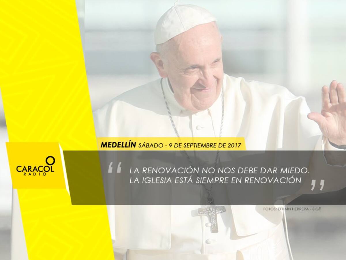 Los asistentes a la eucaristía pasaron la noche en el Aeropuerto esperando el encuentro con el papa.