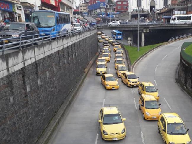 La RAP Eje Cafetero analiza proyecto con los taxistas