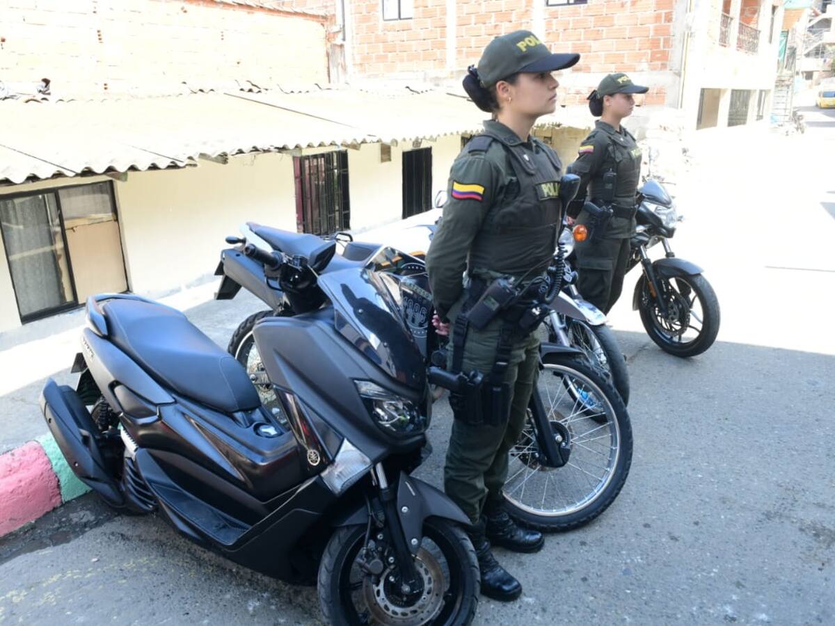 La policía desmanteló un acopio de motos robadas en Medellín