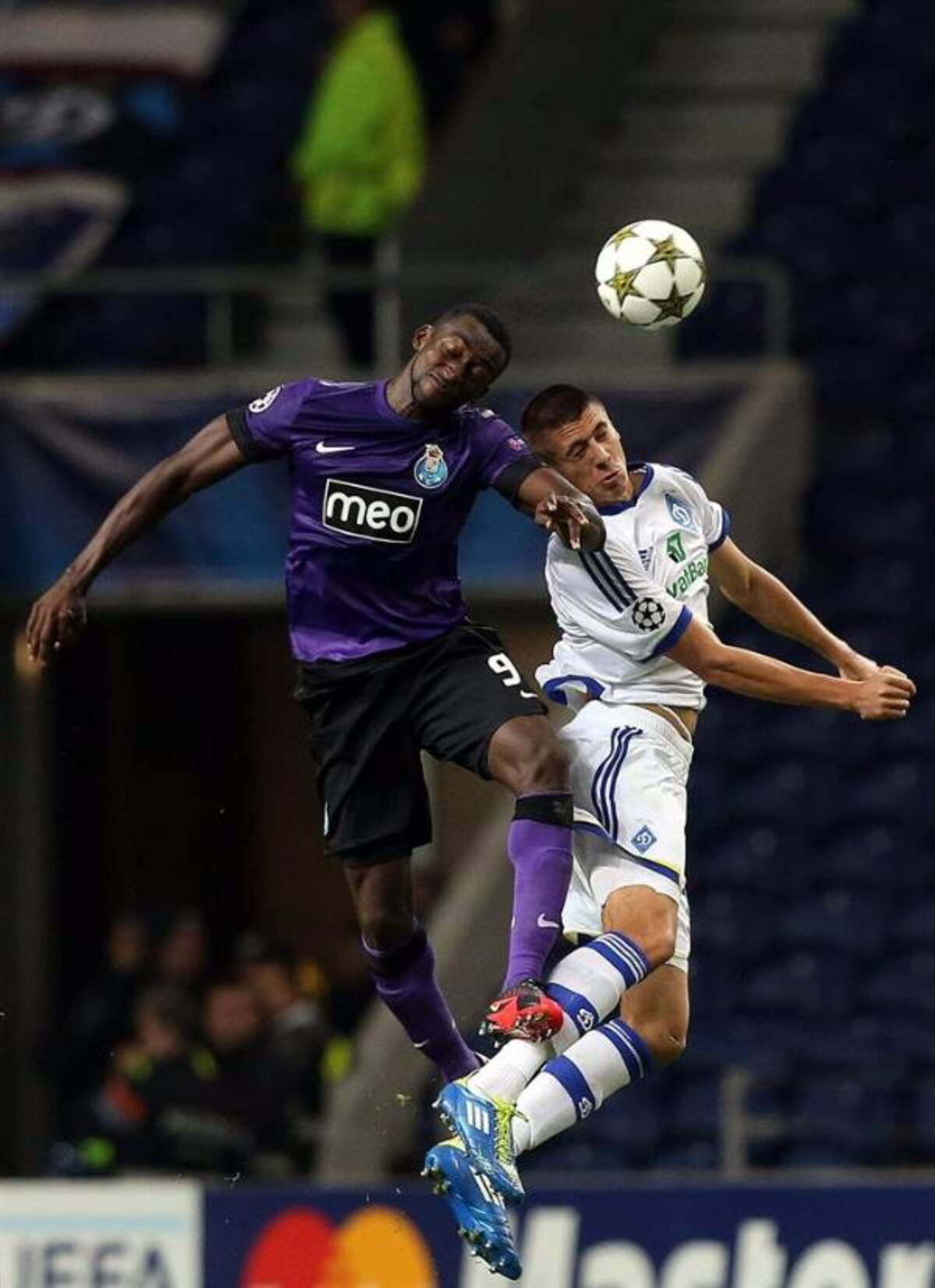 Oporto 3 - Dínamo de Kiev 2