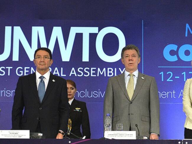 Desde Medellín, donde instaló la vigésima primera Asamblea Mundial del Turismo, el presidente Juan Manuel Santos anunció que la capital antioqueña será la sede del próximo Foro Económico Mundial en 2016.