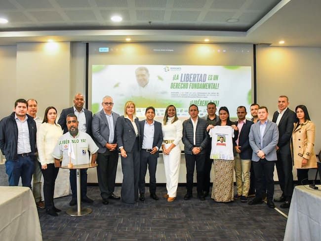 Las CAR reclaman ayuda humanitaria para lograr la liberación del director de Codechocó