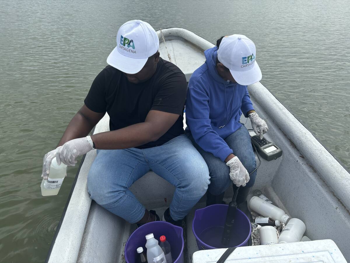 EPA Cartagena realizó monitoreo a calidad del agua en ciénaga de la Virgen