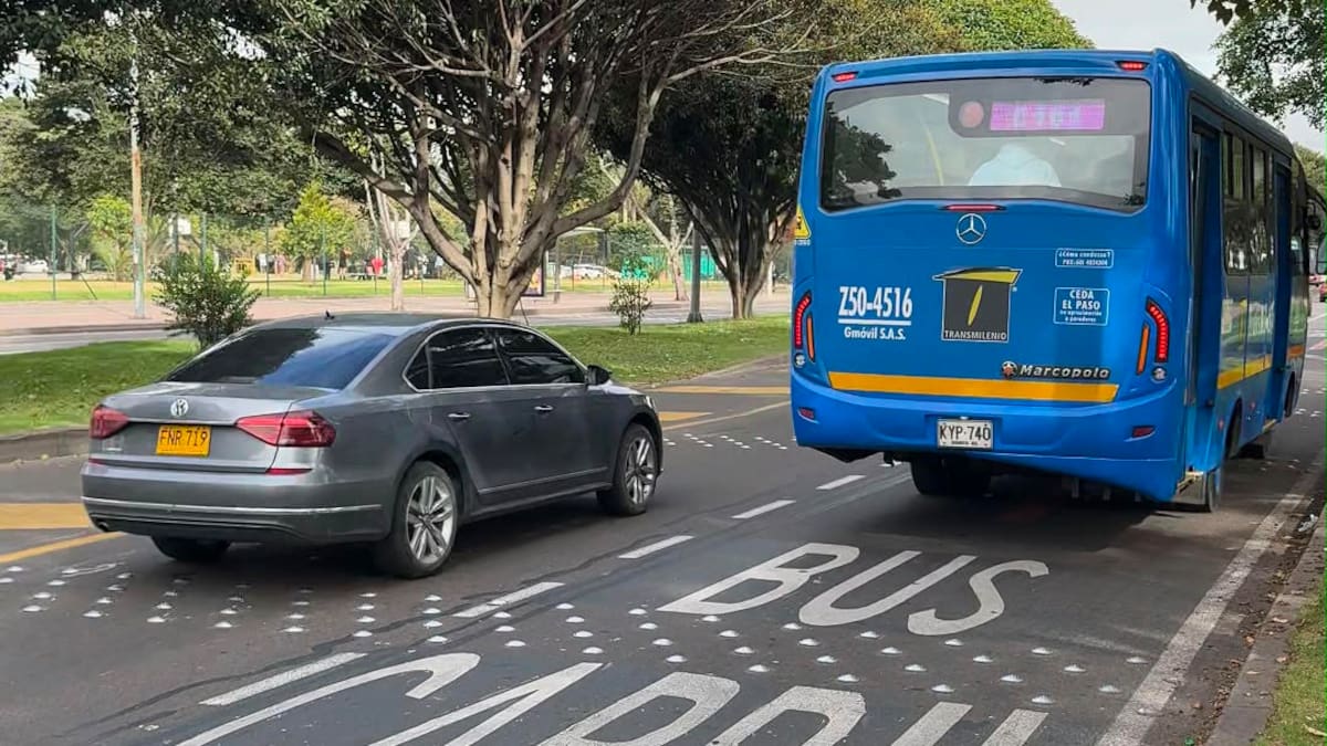 ¿Cuándo empezarán las sanciones por invadir carril preferencial de la calle 63?