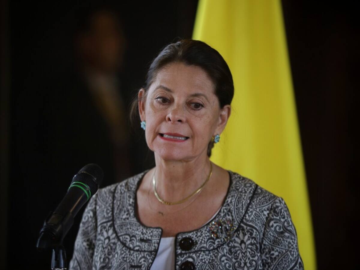 Tribunal ordena demoler 2 pisos de edificio vinculado a esposo de ex vicepresidenta