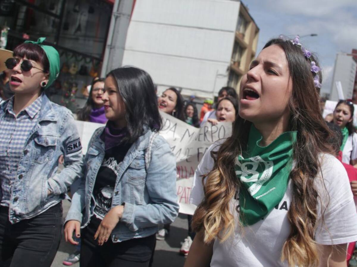 “El gobierno tiene que incentivar la contratación de la mujer”