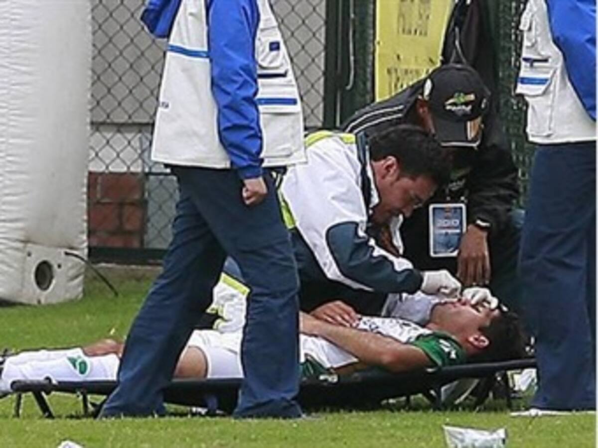 Ariel Carreño recuperó el conocimiento tras la contusión cerebral que sufrió en el partido ante el Cartagena