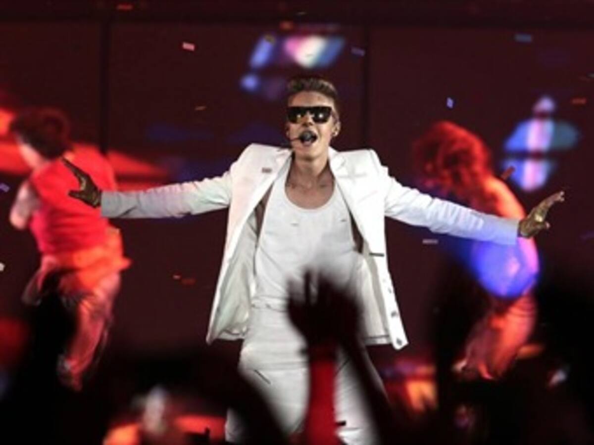 Hallan droga en autobus de Justin Bieber en Suecia