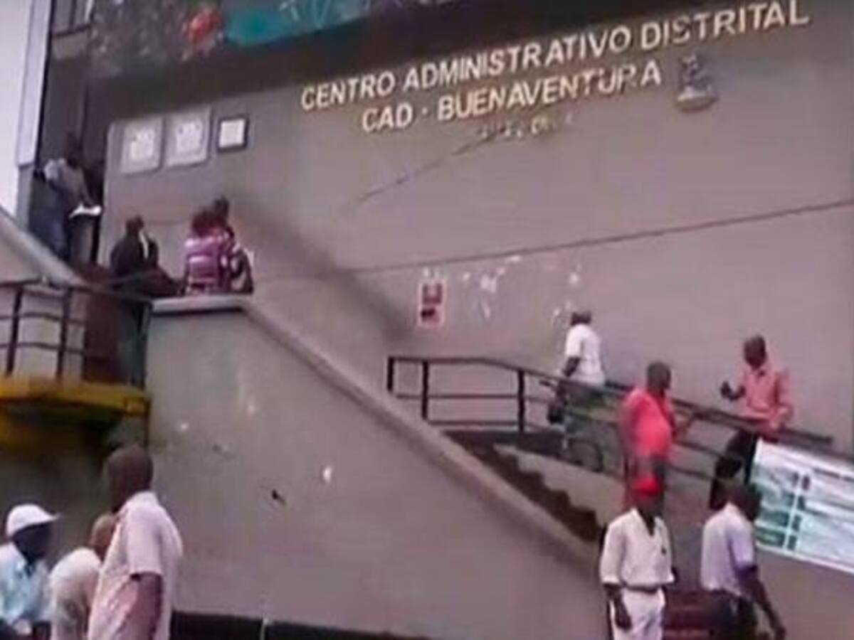 Gobierno de Buenaventura a punto de quedar paralizado