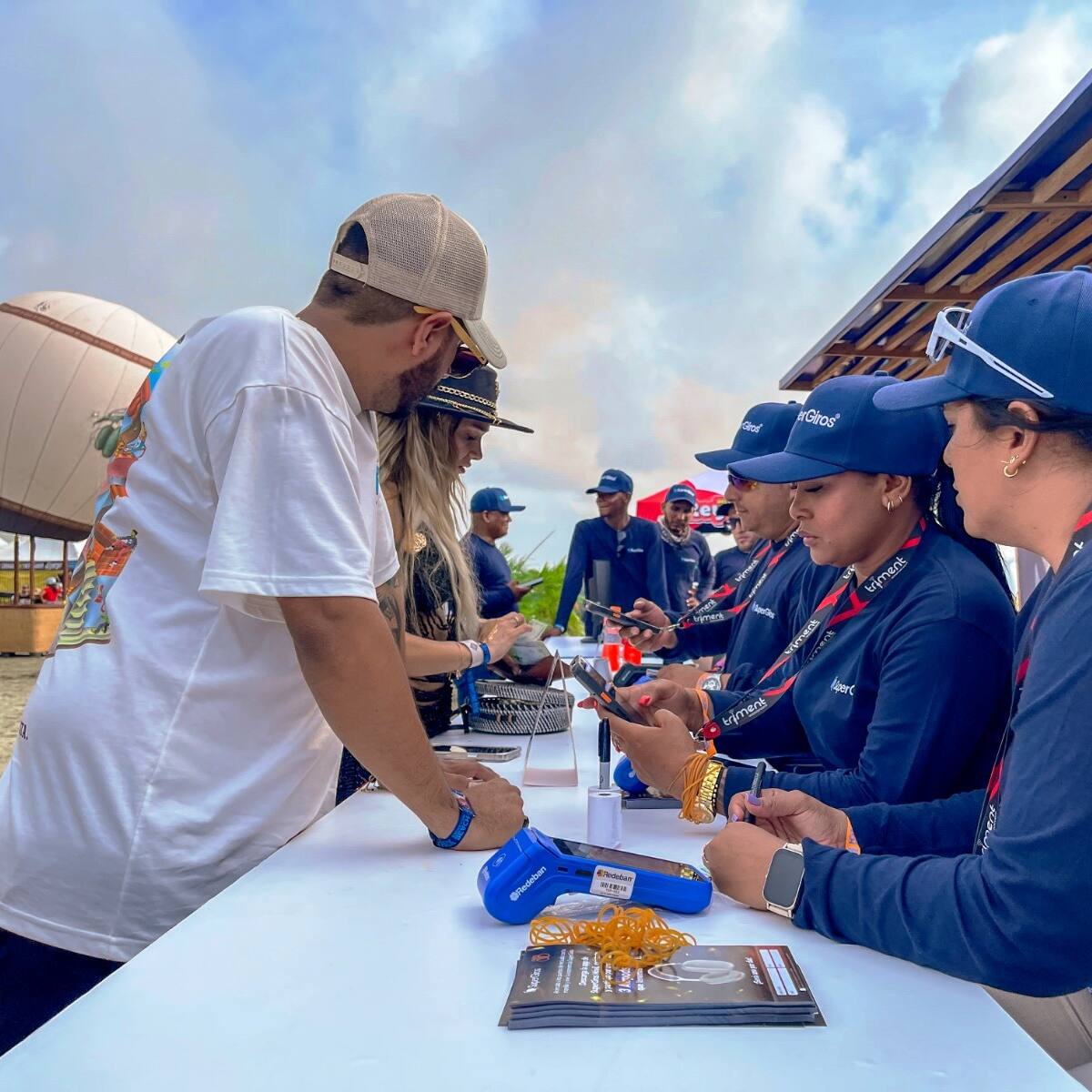 SuperGiros operó exitosamente la experiencia Cashless en Buena Vida Beach 2026