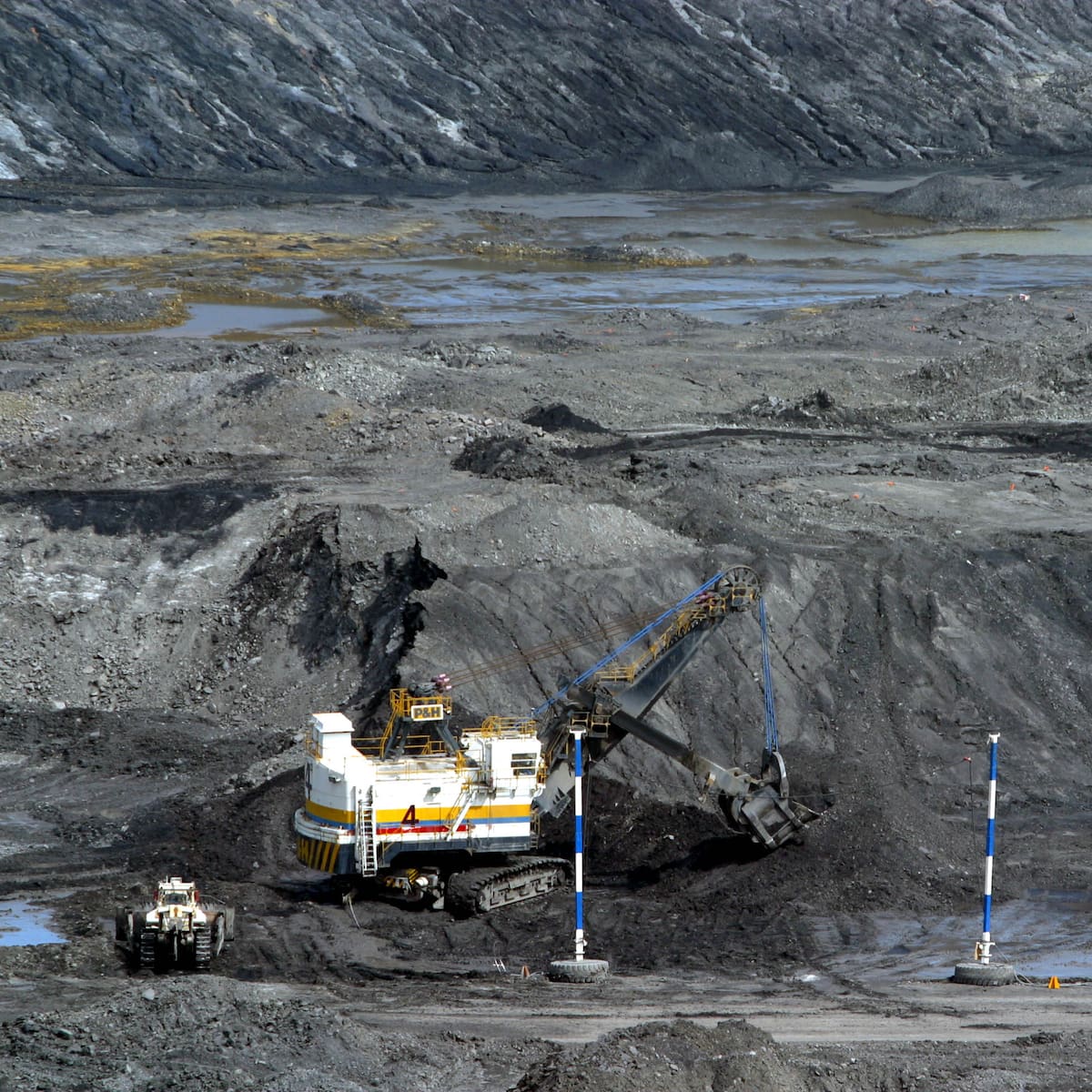 Minerales críticos: el nuevo frente de la minería ilegal que podría costarle al país $19 billones