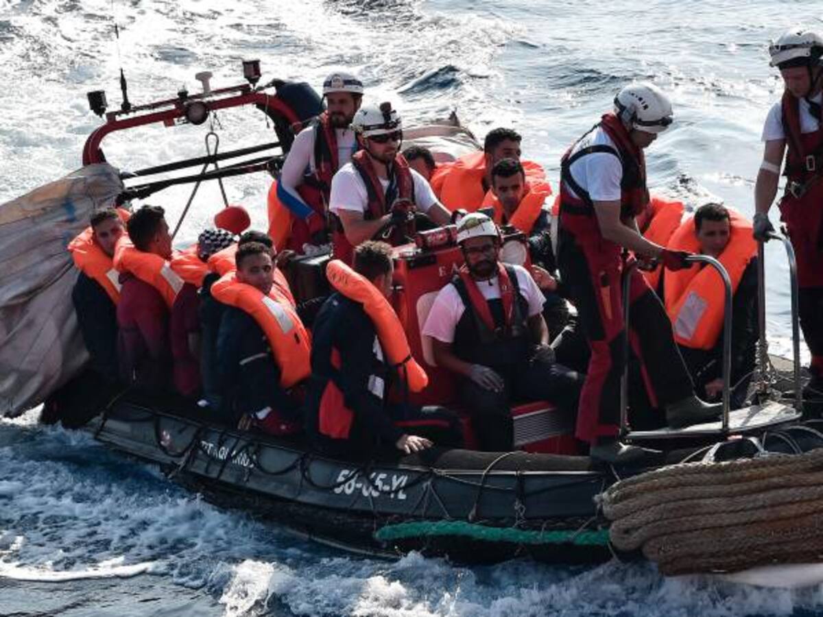 La lucha de Italia contra los barcos de migrantes en el Mediterráneo
